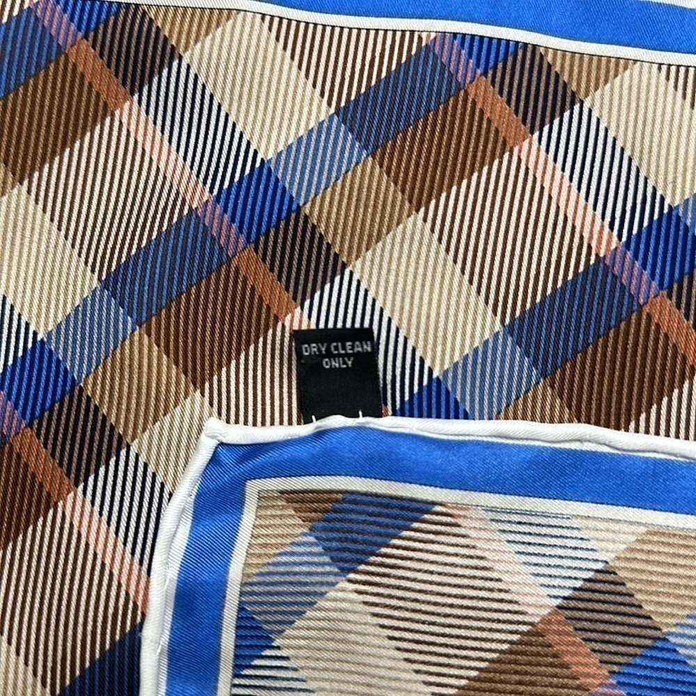 Men's Pure-Silk Pocket Square - Picture 4 of 5